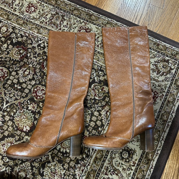 Chloe brown patent leather round toe knee high boots